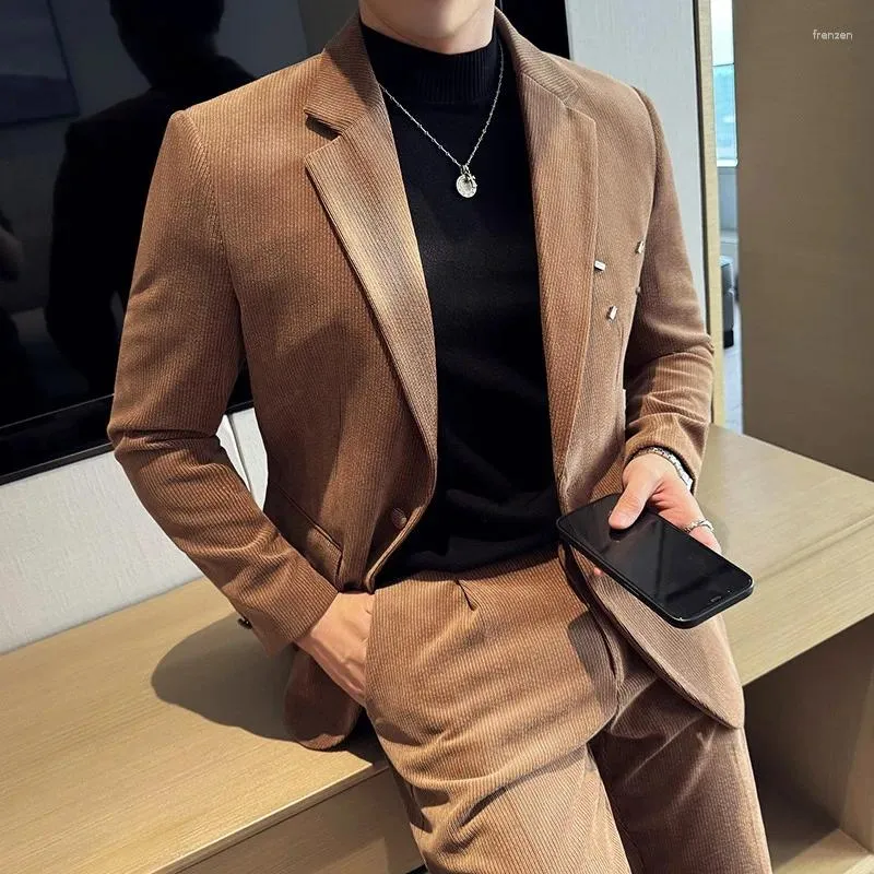 Ternos masculinos de lã de lã de inverno espessado Decoração de metal listrada de metal grossa blazer masculino noivo de casamento casaco social