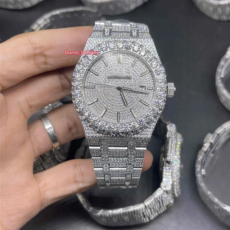 El último reloj de hip hop para hombres en 2023, bisel de diamantes grande, reloj brillante galvanizado de alta calidad, diamantes CZ, diamante completo fac221D