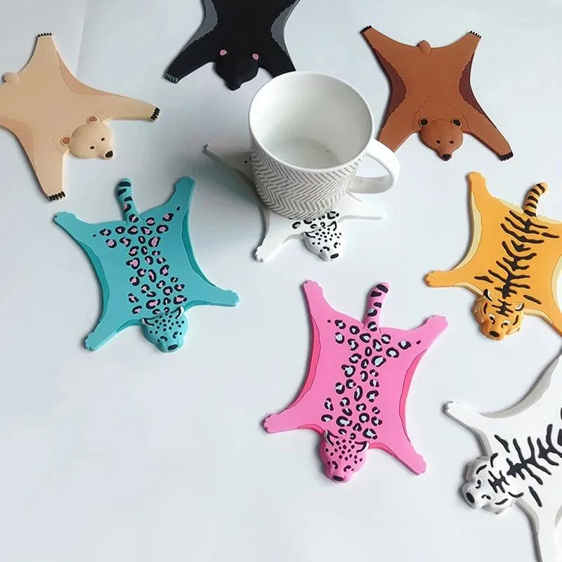 Tapetes de mesa bonito silicone coaster isolado água antiderrapante almofada dos desenhos animados animal resistente ao calor tapete tigre leopardo placemat casa cozinha