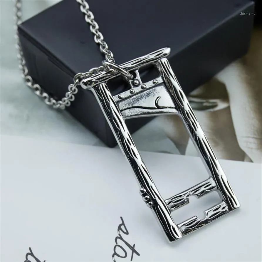 Collar con colgante de guillotina vintage de acero inoxidable para regalo con cadena Chains219S