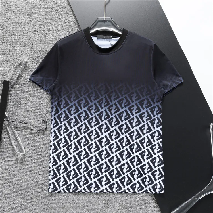 2024メンズデザイナーTシャツファッショングラディエントレタープリントTシャツ男性女性高品質のティーショートスリーブヒップホップストリートウェアラグジュアリーTシャツ
