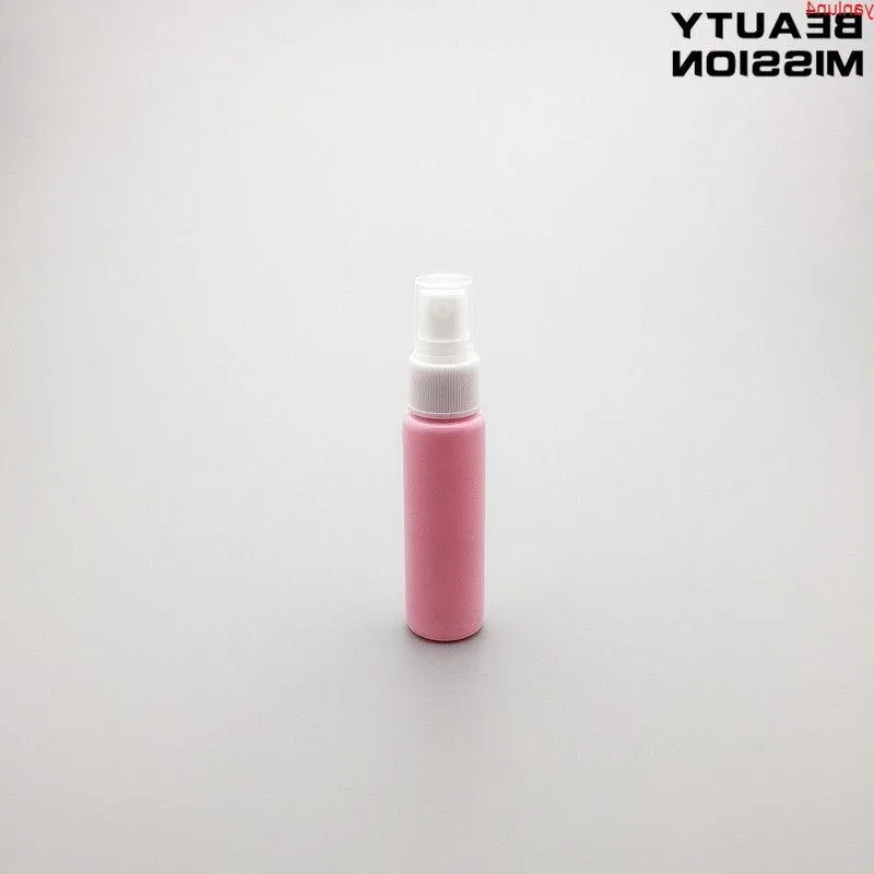 MISIÓN DE BELLEZA Herramientas de maquillaje 30 ml Botella de spray de perfume de plástico rosa Botellas cosméticas Contenedores de embalaje pequeños 50PCS / LOTGood High Qualt Qbii