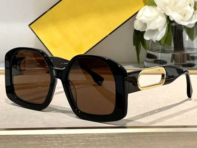 Okulary przeciwsłoneczne okulary przeciwsłoneczne dla mężczyzn i kobiet projektanci luksus 40048 Styl mody w stylu wybiegów przeciwzulotwiolet UV400 gogle retro okulary owalne pełne ramy losowe bo