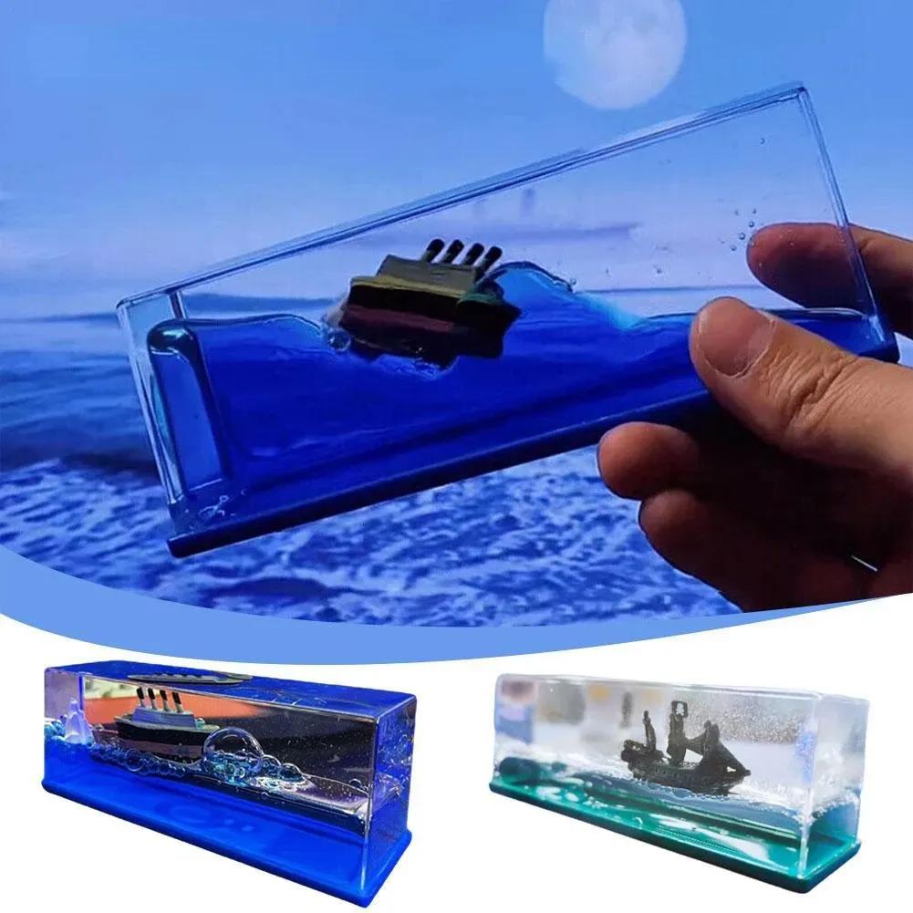 Titanic Cruiseschip Vloeistof Drift Fles Decoratie Zandloper Bureau Drijvend Decompressie Speelgoed Cadeau 240123