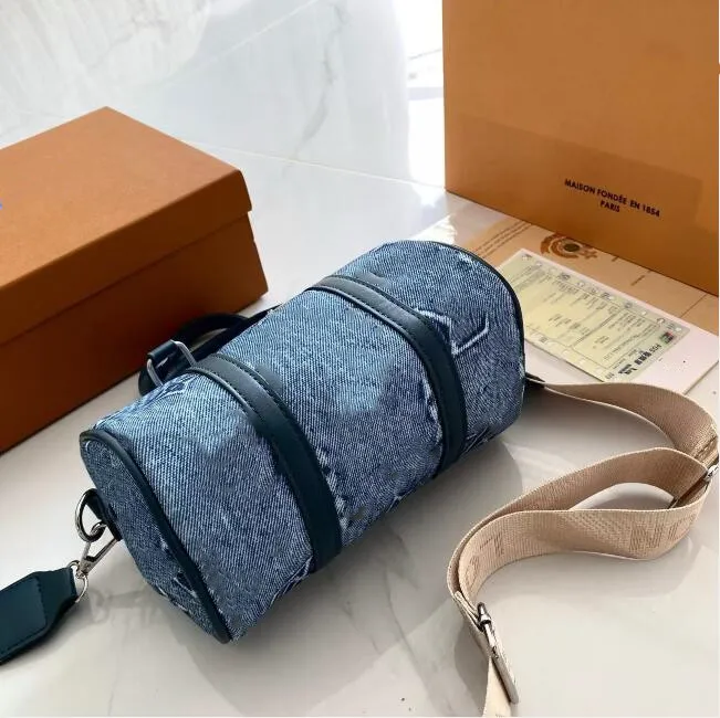 2024 Luxury denim handbags Brand Totes Fashion bags for charm Women Letter Designer Wallets Cross Body Retro punk Shoulder bag Nice blue Lady purses with Original box