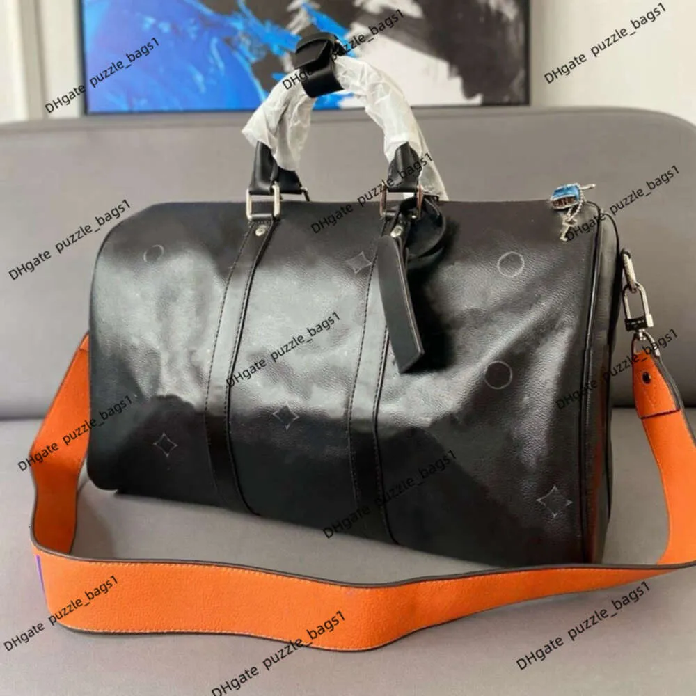 Marca de moda Bolsas de lona de mano Bolso cruzado Mochila Nuevo Equipaje de un solo hombro para hombres y mujeres Almacenamiento de gran capacidad para viajes de negocios Bolsa de ejercicios