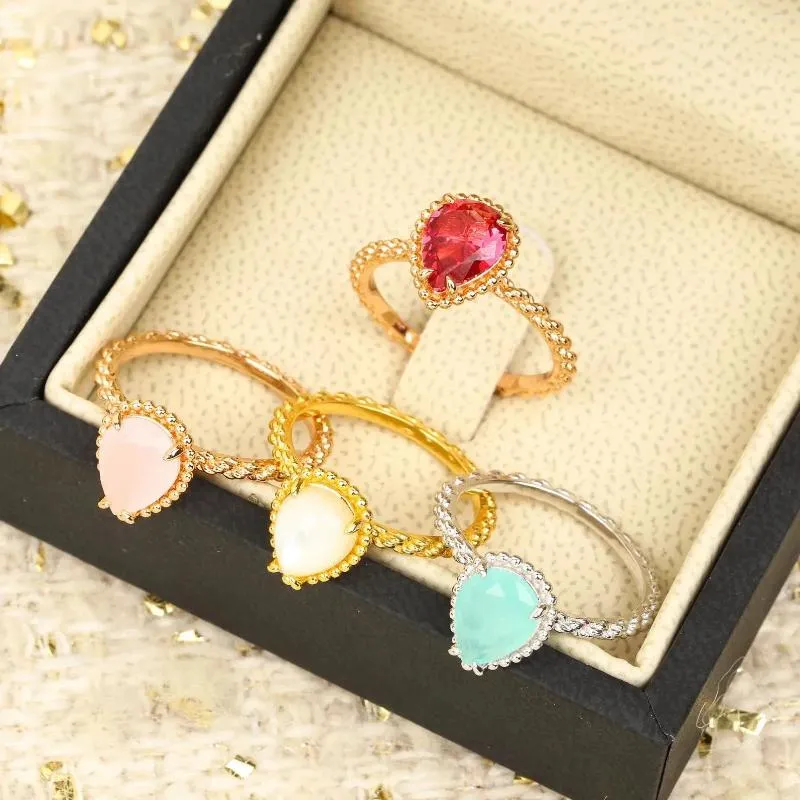 Cluster Anéis Europa Famosa Designer Marcas Coloridas Anel de Pedras Preciosas Mulheres Top Quality Luxo Jóias Requintado Presentes Tendência
