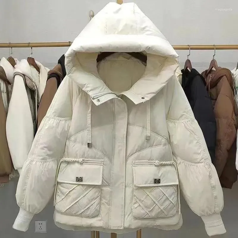 Trenchs de femmes à capuche grande poche en coton version coréenne en vrac hiver à la mode haut de gamme patchwork vestes à glissière haut