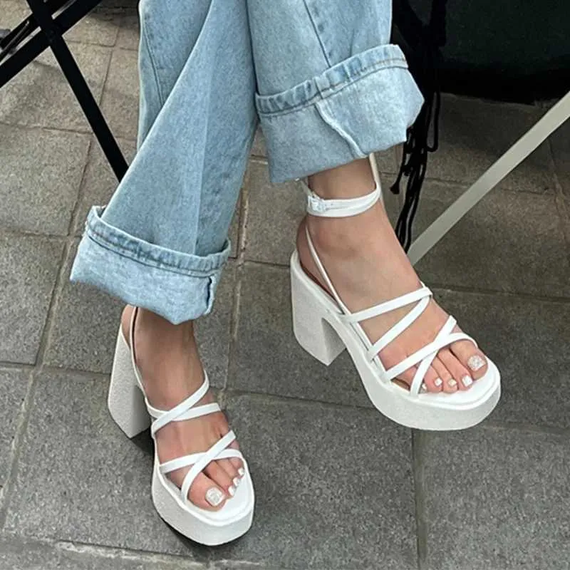 Sandalen Merk Vrouwen Hoge Hakken Party Schoenen Chunky Sandalen 2023 Nieuwe Zomer Kruis Gebonden Sexy Pumps Rome Dames Schoenen Slippers mujer Zapatos