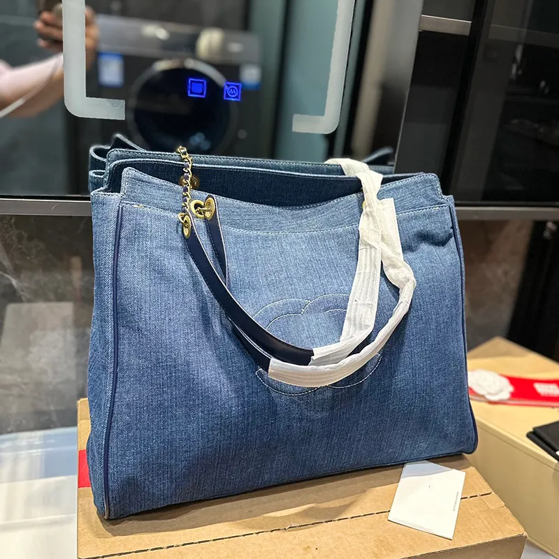 42CM Women Blue Retro Tote Crossbody Designer Bag Embroidered Letter Luxury Handbag Large Capacity Shoulder Bag With Coin Purse Gold Hardware Travel Airport Bags