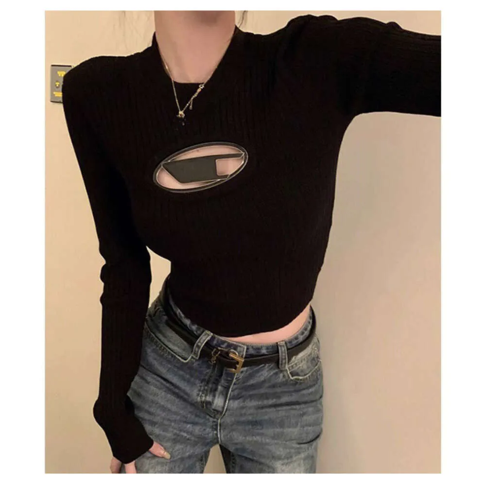 Femmes Designer T-shirt Slim Fit Crop Top D Broderie Court Ouvert Printemps Été Tee Petite Rue Hot Girls Vêtements Polyvalents