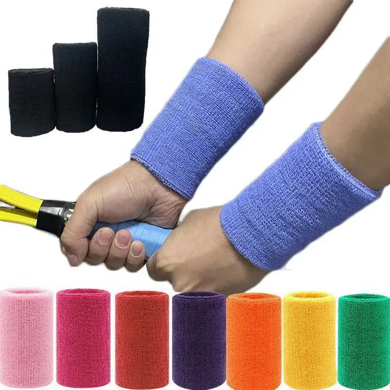 Wrist Support 2 Pcs Towel Sports Wristbands Tennis Sweat Bands Wrist Guard For Basketball Volleyball padel Fitness Sweatbands Wrist Wrap Cuff YQ240131