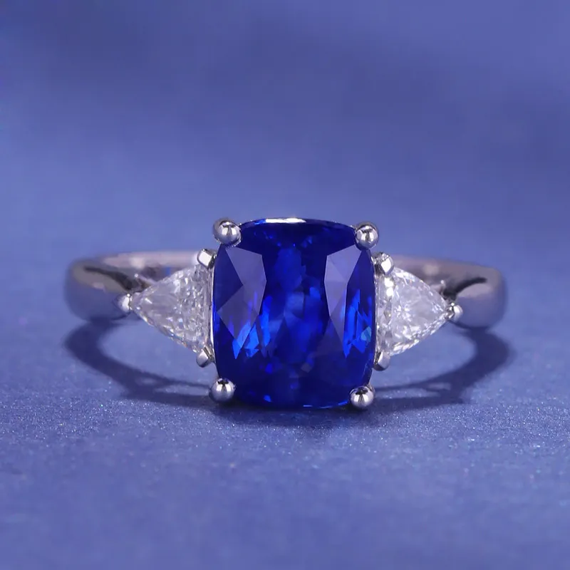 Ring Vrouwen donkerblauw Kristal Zirkoon Diamant wit vergulde Ring Student Verjaardagscadeau Mode-sieraden