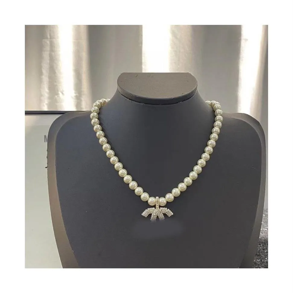 18 style double lettre pendentif colliers plaqué or 18 carats cristal perle strass pull collier pour femmes fête de mariage jewerlr251S