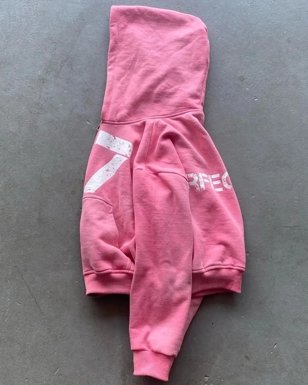 Oversized Y2K Grunge Hoodie: Pink Zip-Up Sweatshirt with