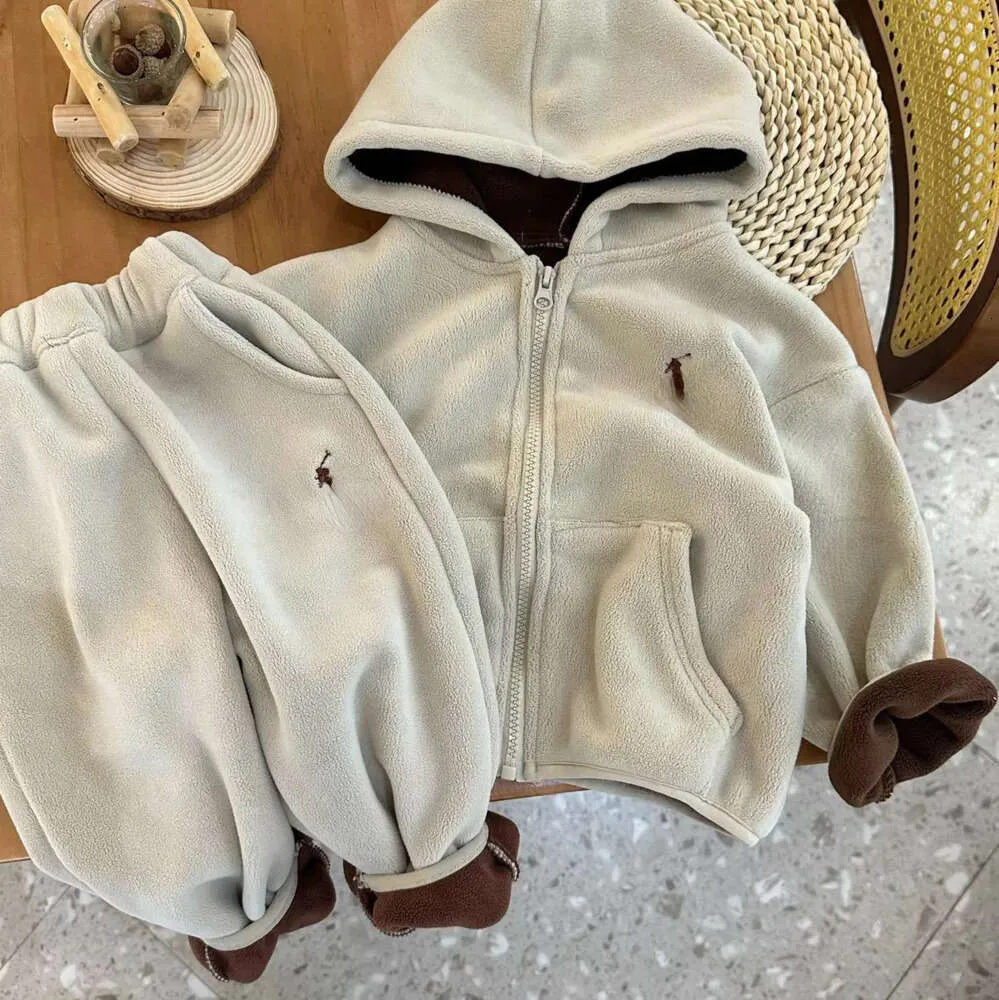 Ny stil sätter barn pojkar kläder 2st hoodie jacka höst flicka kläder set varm pojke kostym top coat pants barn träningsdräkt