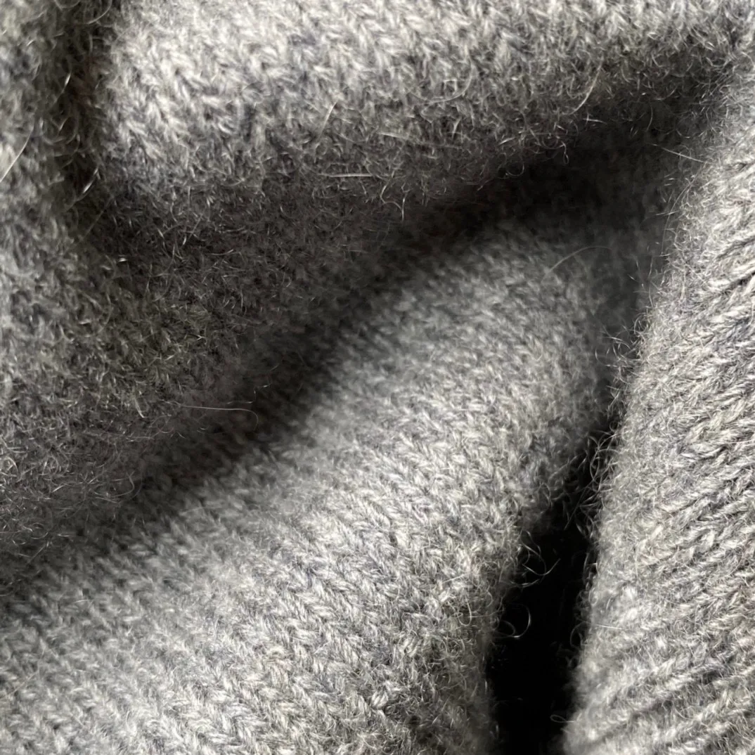 Womens Sweaters Winter loro V-neck Grey Cashmere Sweater piana