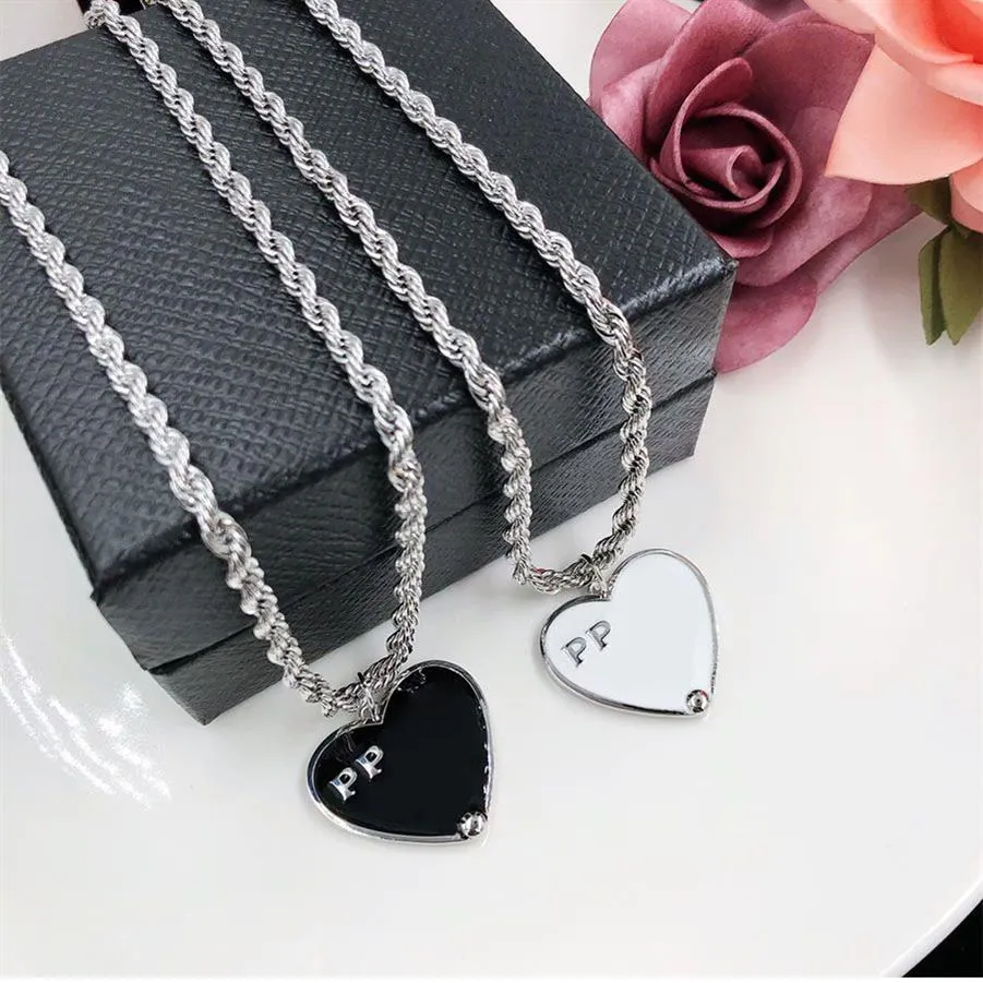 Fashion Heart-Shaped Necklace Designer Couples Pendant Necklaces Personality Letters Design 2 Colors254w