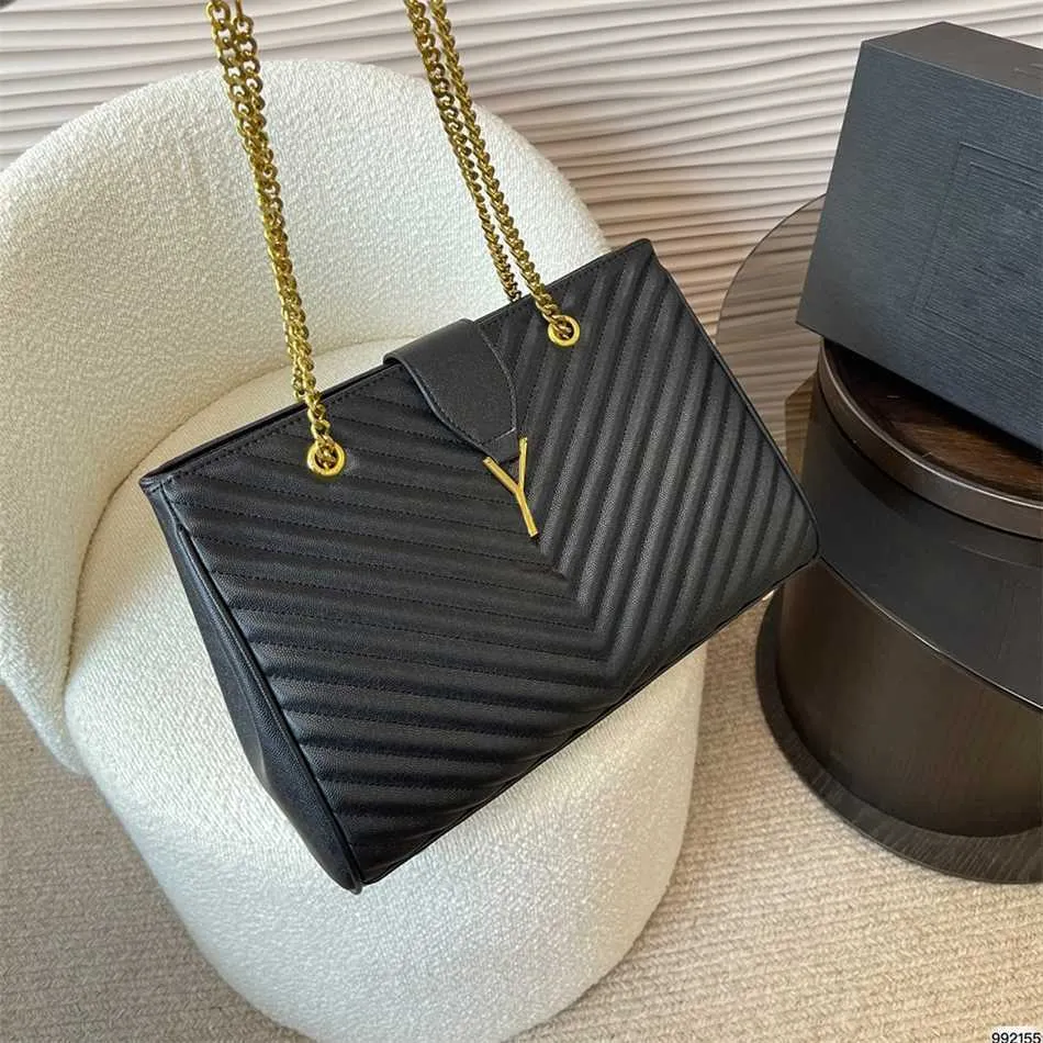 Sälj Y-Letter Designer Bag läder axelväskor Kvinna Designer Bag Gold Chain Tote Bag Mini Crossbody Bags Purse Luxurys handväskor