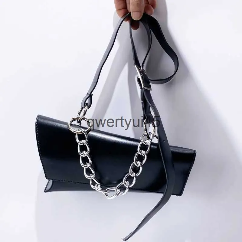 Sacs à bandoulière Sac de messager noir pour femmes Designer de luxe et sacs à main 2024 Nouveau en mode asymétrique Cain décorer Soulder crossbodyh24131