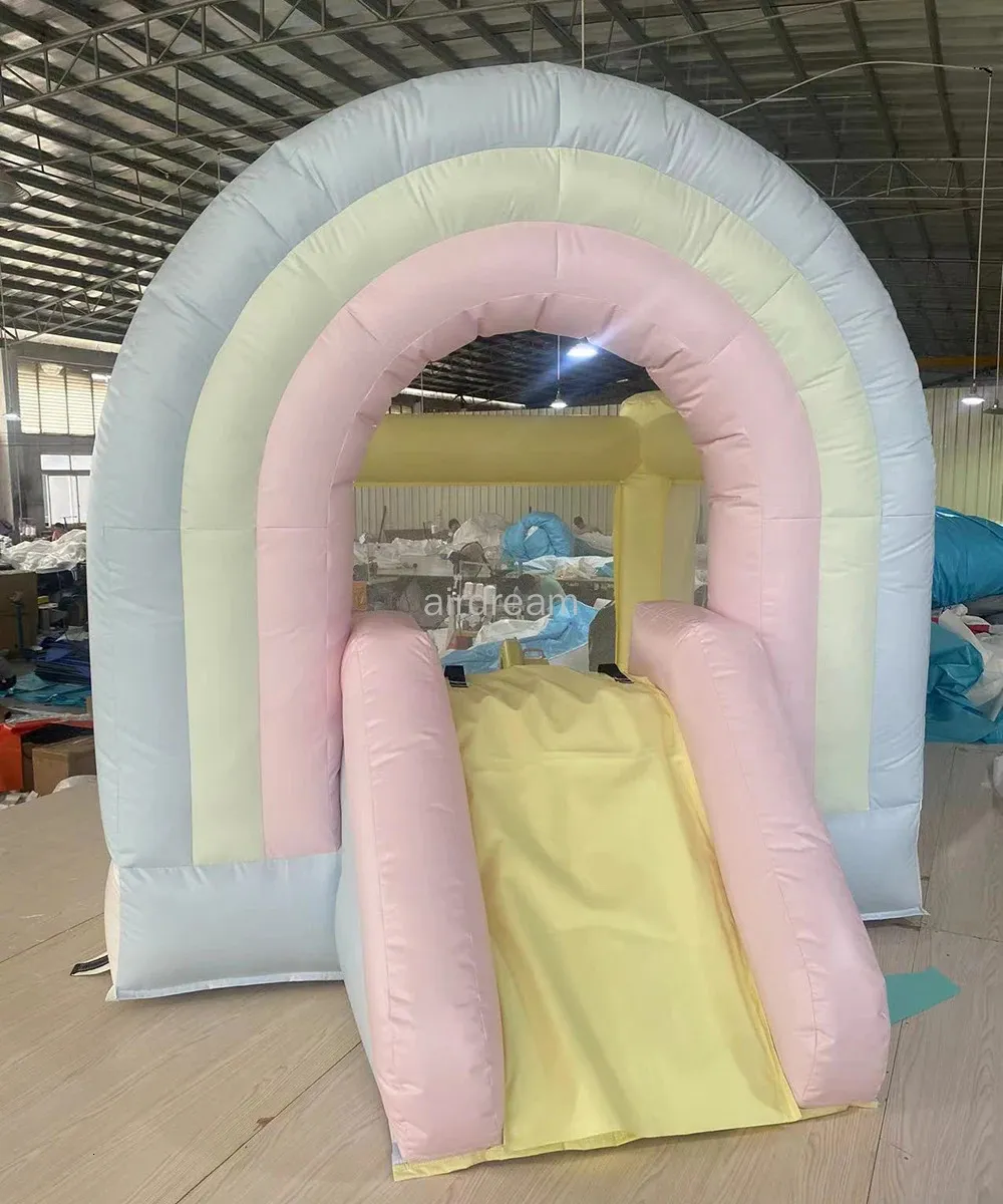 Nadmuchiwany Rainbow Bounce House Skocz z slajdową imprezą dla dzieci zamek jumper na świąteczny podwórz 240127