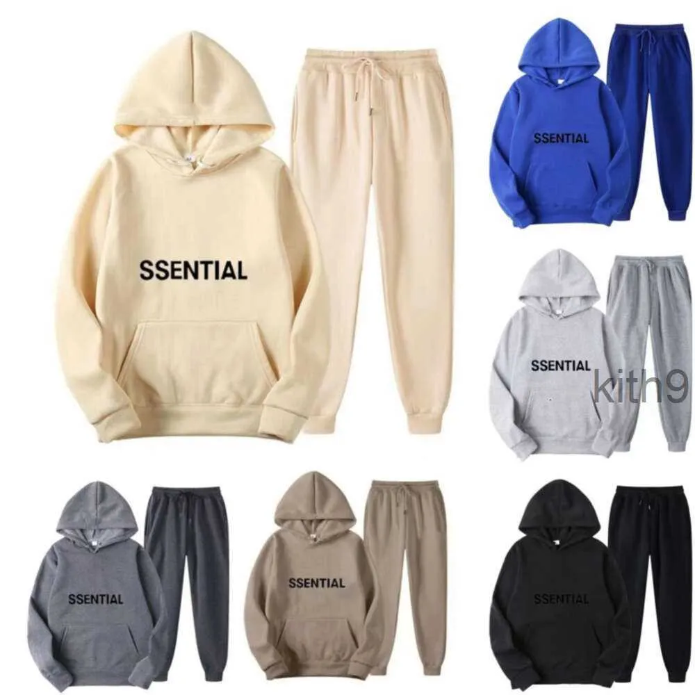 Womens Tracksuits Sweatpants Suit Designer 2 Piece Set Fall Clothes Wear Hoodie Coat Autumn Winter Warm Fashion Letters Jacquard Street Outfits DR2O