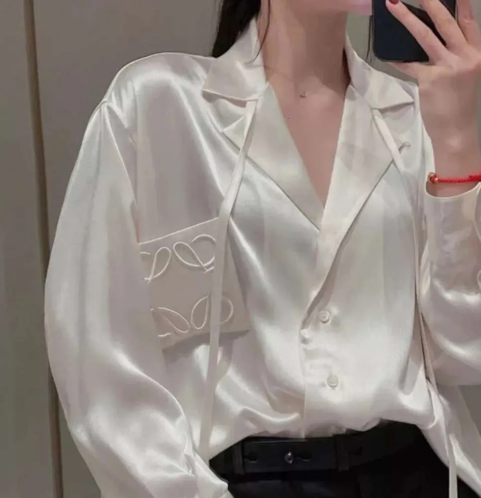 Women Silk Shirts Blouses Mens Designer Tshirts with Letters Embroidery Fashion Long Sleeve Tee Casual Tops Clothing Black White Fashion Brand Clothes467