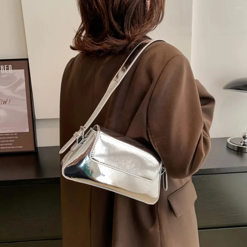 Sacs à bandoulière marques de luxe femmes sac brillant en cuir PU mode aisselle dames argent sac à main concepteur de haute qualité petit fourre-tout