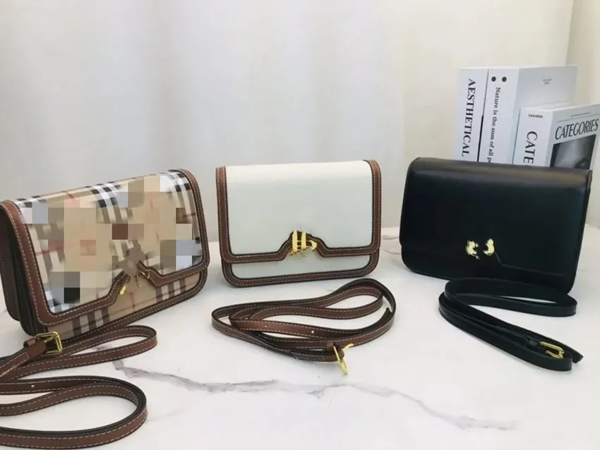 Klasik Tasarımcı Vintage Check TB Mens Bag Naylon Crossbody Kadın Cüzdan Cüzdanları Retro Marka Deri Lüks Stripes Ünlü Çanta Tote