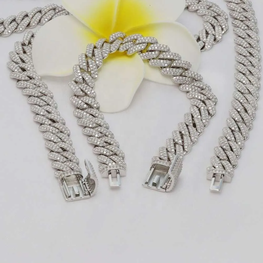 Full Iced Out Cuban Sterg Sier Hip Hop Jewelry 14mm Width 2 Rows Moissanite Chain Necklace_voghion.com