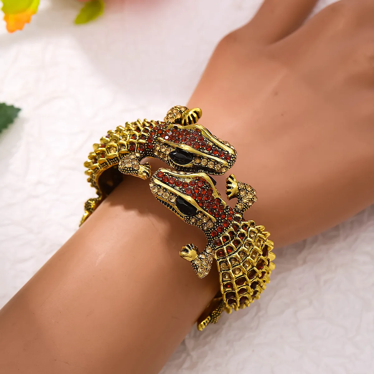 Crocodile & Tiger Bracelets: Gold Jewelry Buying Guide