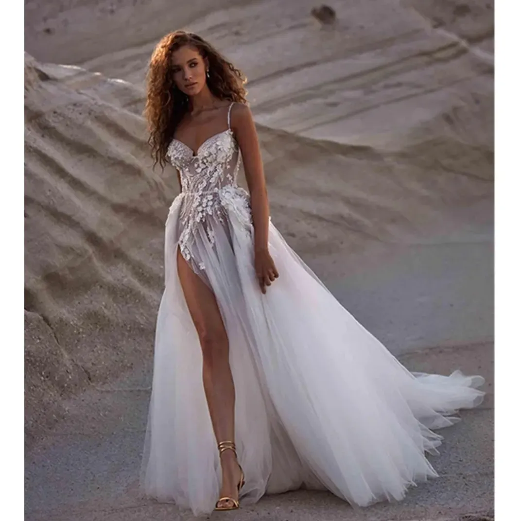 Risparmia alla grande su Abiti Da Sposa Spalline Degli Spaghetti Abito Da  Sposa Bohémien Beach Con Spalline Di Spaghetti Abito Da Sposa Diviso In