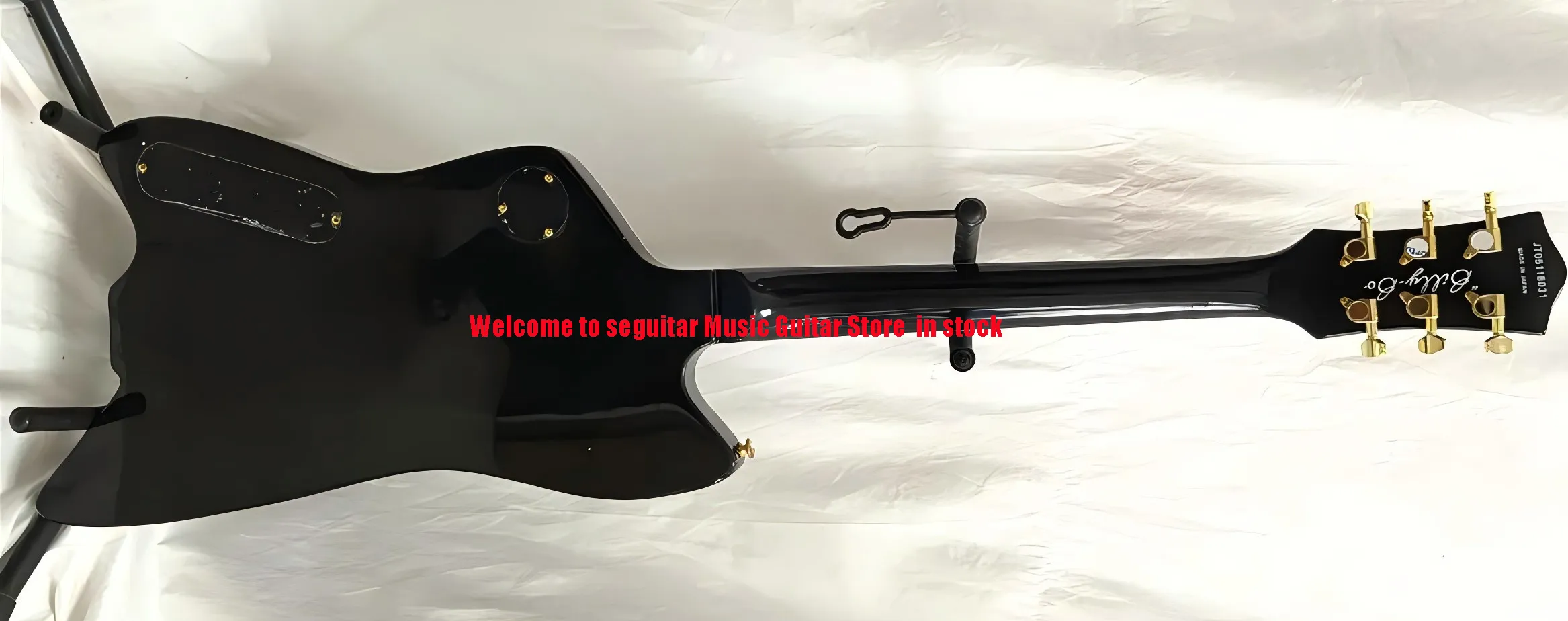 Black Striplined Thunderbird Ltd Electric Guitar With TV Black Striplined Thunderbird Ltd Electric Guitar With TV