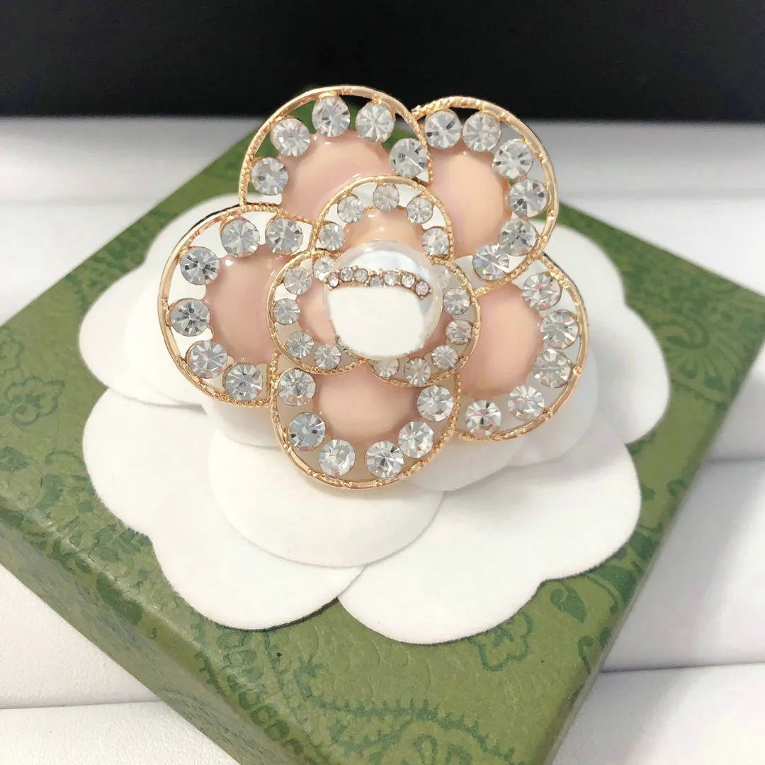 Broche Feuillage En Alliage Doré - Style Intemporel - Occasion Comme Neuf - Bijou Fantaisie