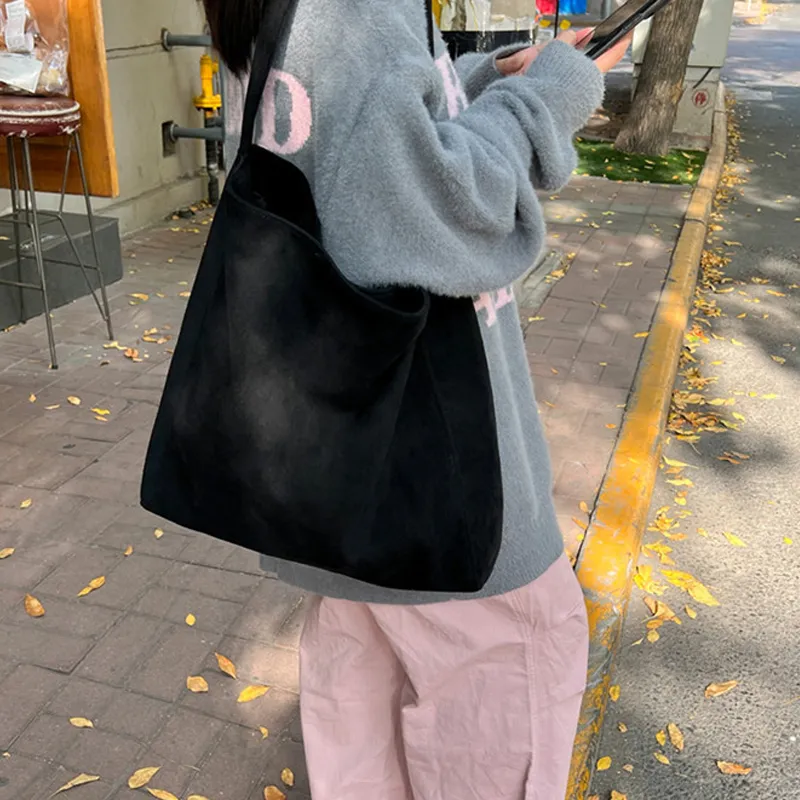 high class tote bag／suede black