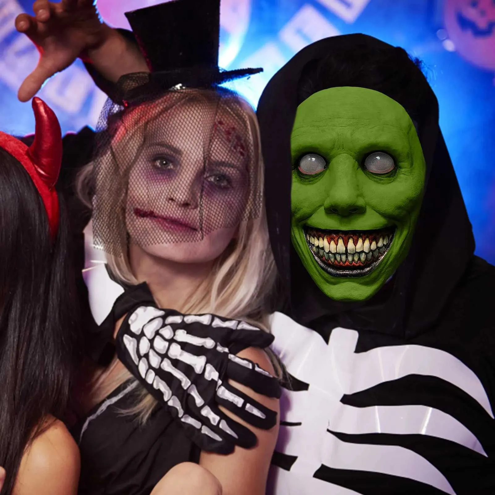Creepy Smiling White Face Horror Mask for Halloween, Evil Cosplay, and ...