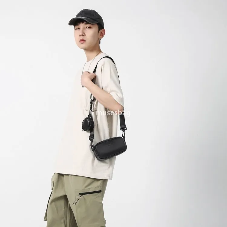 DHgate.com:Mens Minimalist Small Square Crossbody Bag