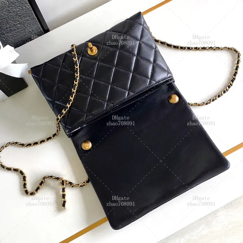 DHgate.com:Premium Sheepskin Crossbody Bag: 22CM Designer