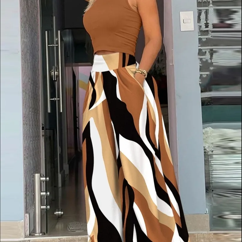 Elegant 2-Piece Crop Top Printed Pants Set: Chic Summer Attire