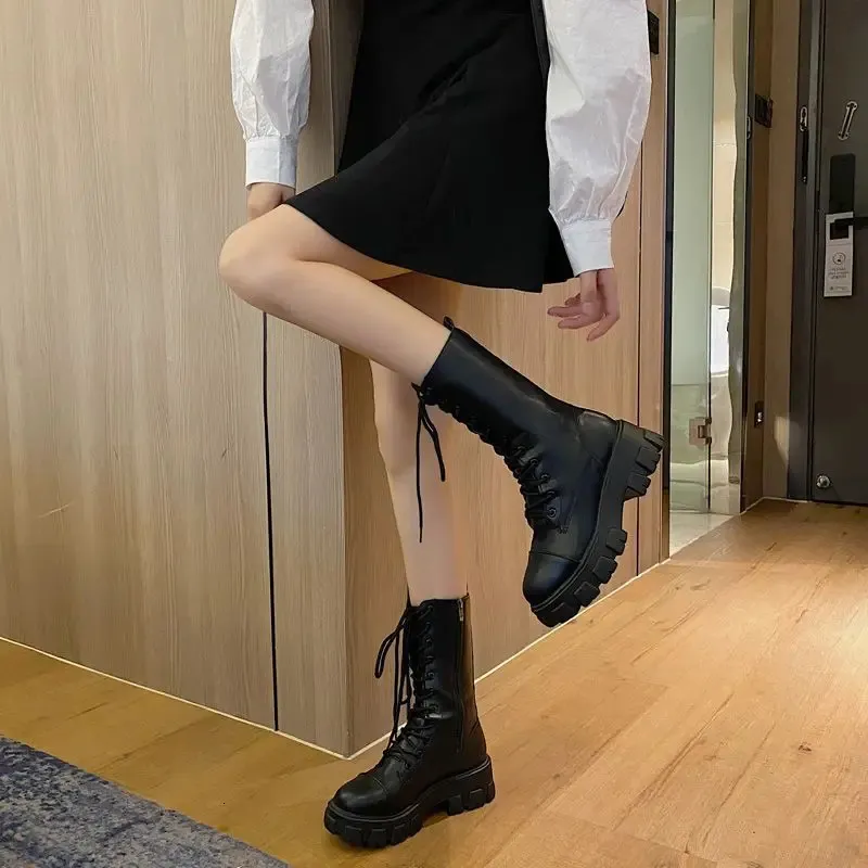 Ahorra a lo Grande en Compras al por Mayor de Botas De Punta Redondeadas  Ladies Round Toe Shoes Botas Negras De Mediana Calificación, Estilo De
