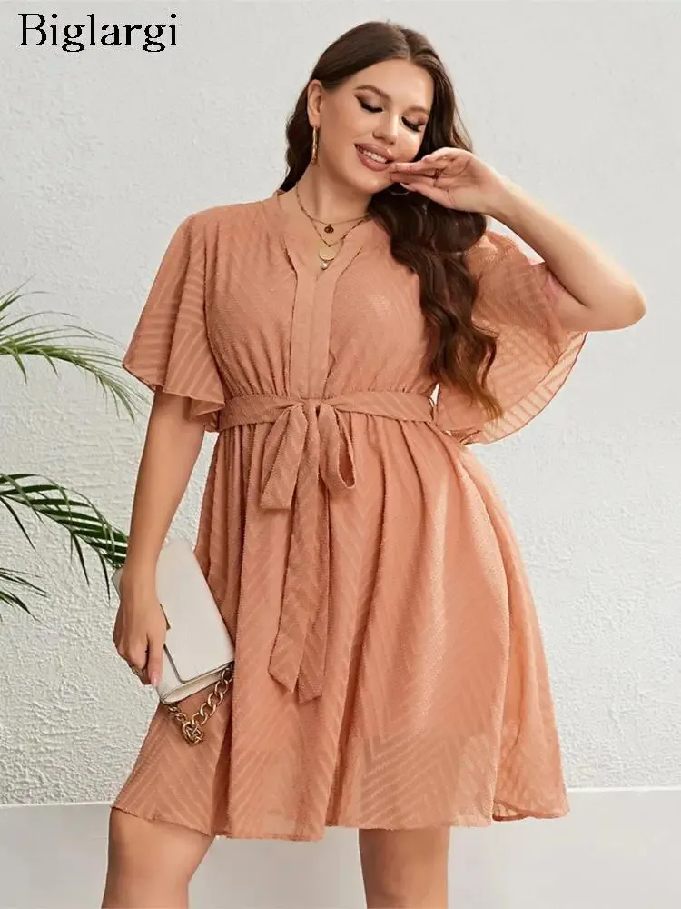 knee length dresses for ladies Plus Size Floral Midi Dress main image 1