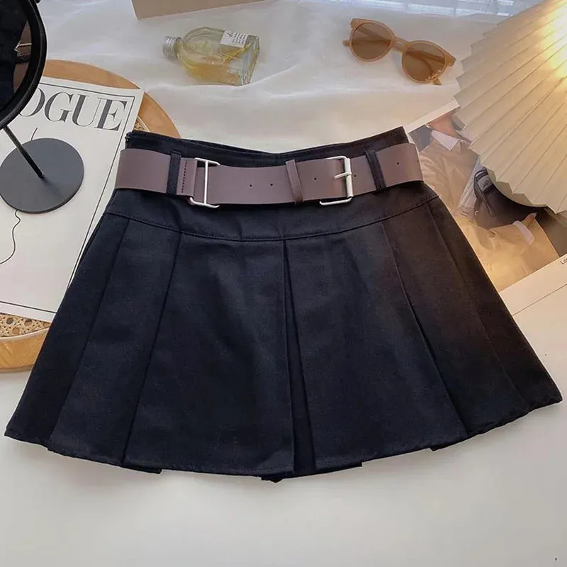 Korean High-Waisted Pleated mini skirt with Fashion Belt and