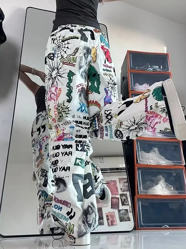 DHgate.com:Y2K Graffiti Streetwear Pants: Trendy Letter DHgate.com:Y2K Graffiti Streetwear Pants: Trendy Letter