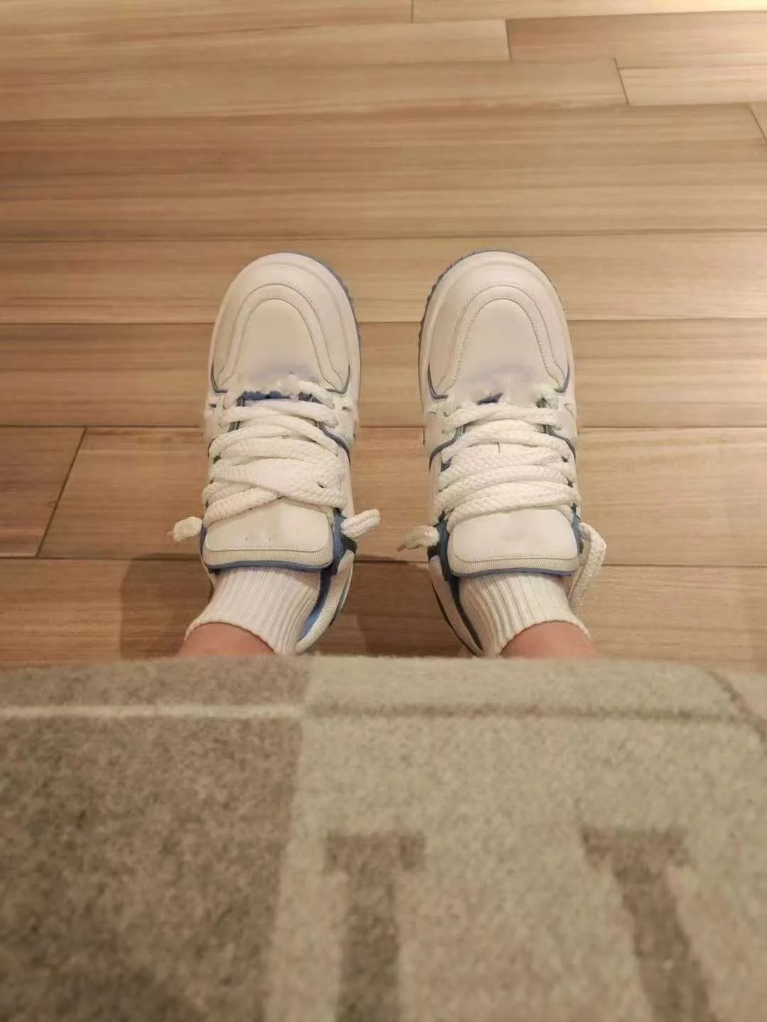 2024 New Style Breathable Classic Luxury Lil fat Man European Casual Shoes For Men And Women White Trainer Sneakers With Printed Low Cut Running Shoe S208Y4R From Fsmcxt520 87.21 DHgate.Com