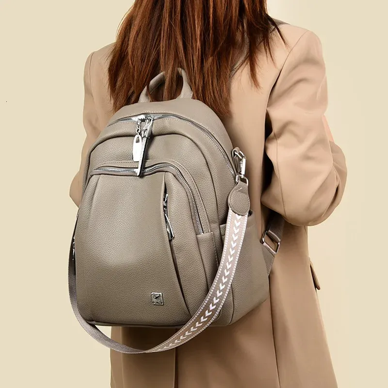 Premium Leather Backpack Handbag 3-in-1: Travel, Shopper  display picture 3