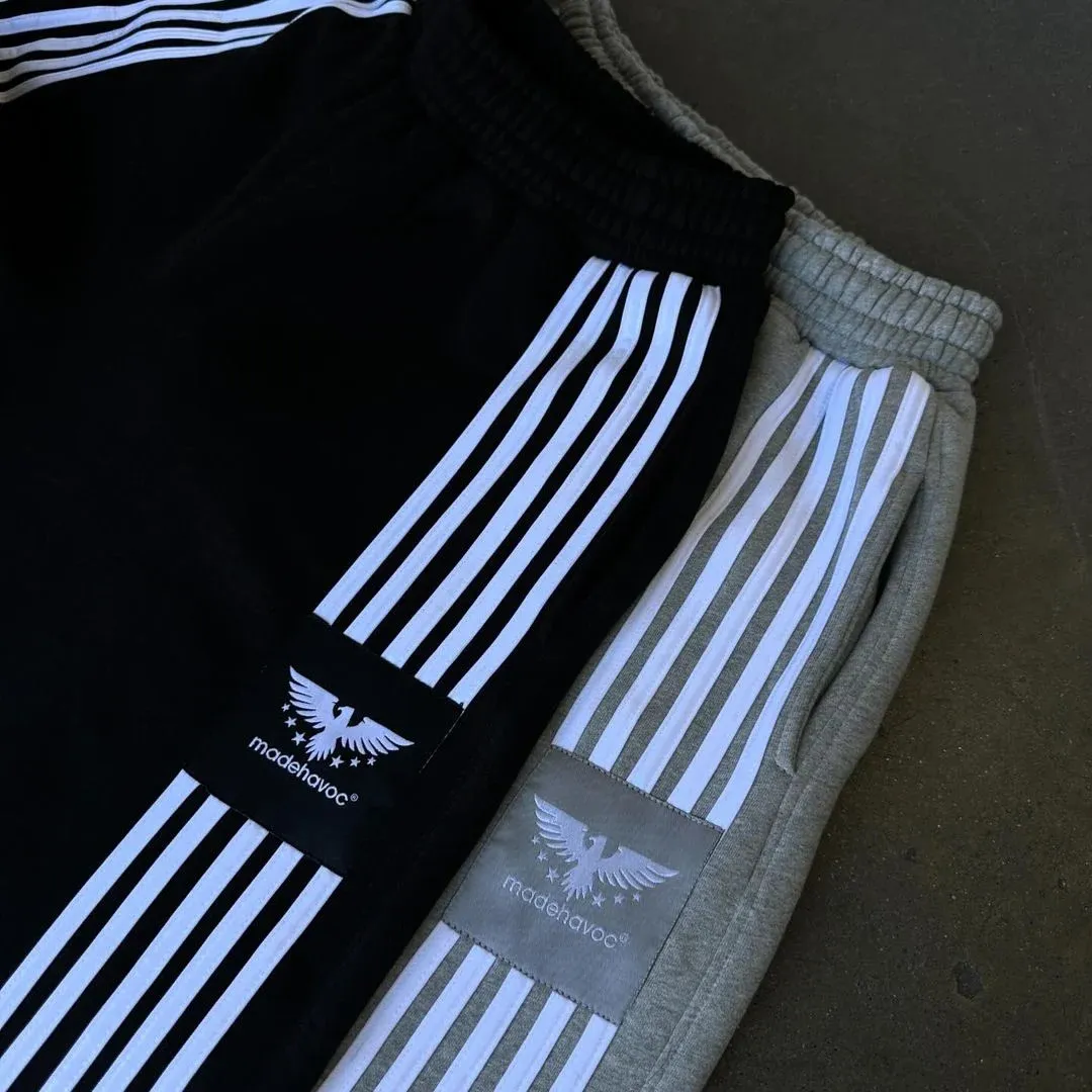 DHgate.com:American Hip-Hop Loose Striped Splicing Wide Leg DHgate.com:American Hip-Hop Loose Striped Splicing Wide Leg