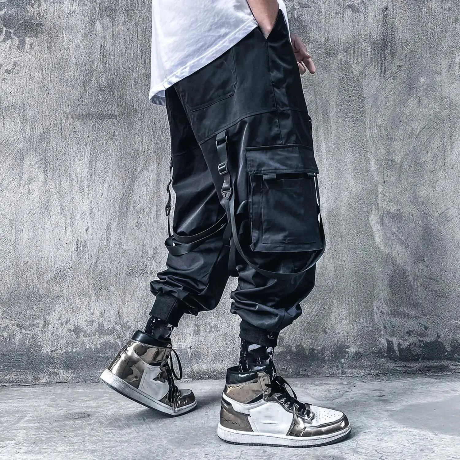 送料無料 いくらから Studded Men's mens black cargo trousers with Ribbon パンツ