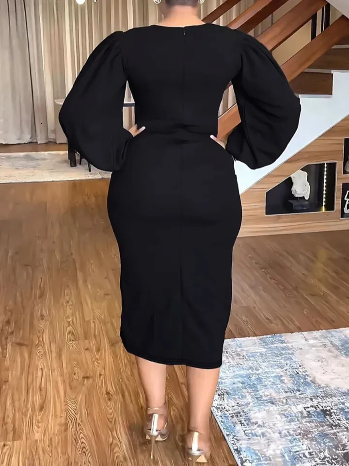 white christmas dresses Luella Plus Size Black Cap Sleeve Pencil Dress– Hello Curve main image 1