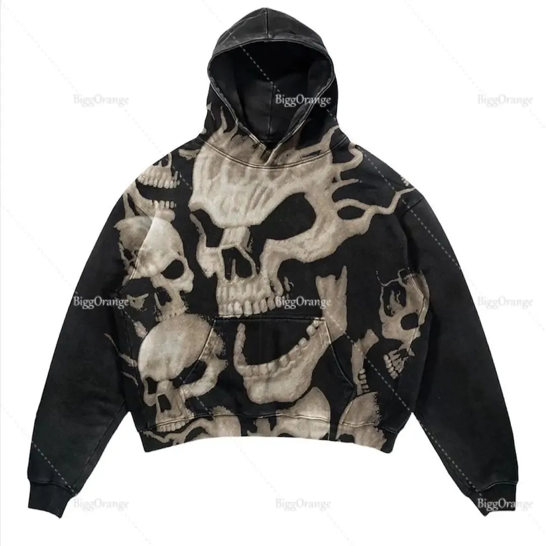 Oversized Retro Graphic Hoodie - Skull Print Streetwear Style