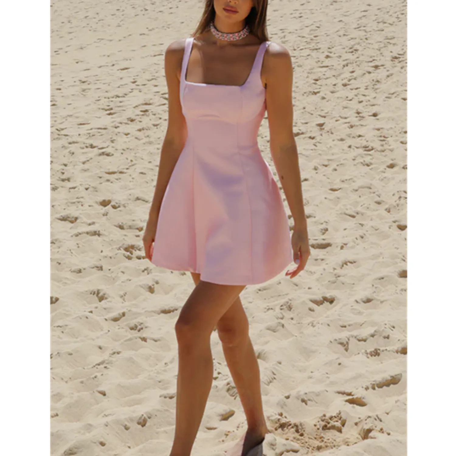 Vestido Rosa De Bienvenida Corto Para Mujeres Cuello Cuadrado